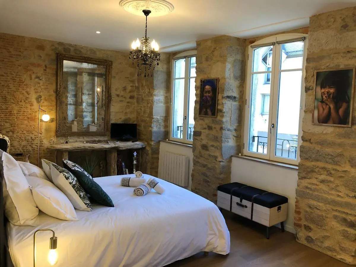 Appartement centre-ville CHIC Vannes 0*,
